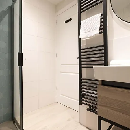 Aparthotel Four Star - Badhuisstraat 6