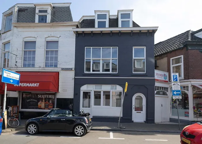 Modern Two Bedroom Close To The 4*