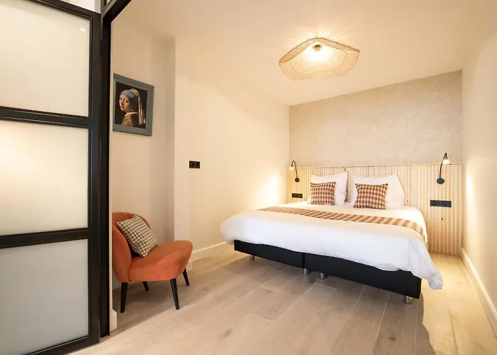 Modern Two Bedroom Close To The Den Haag