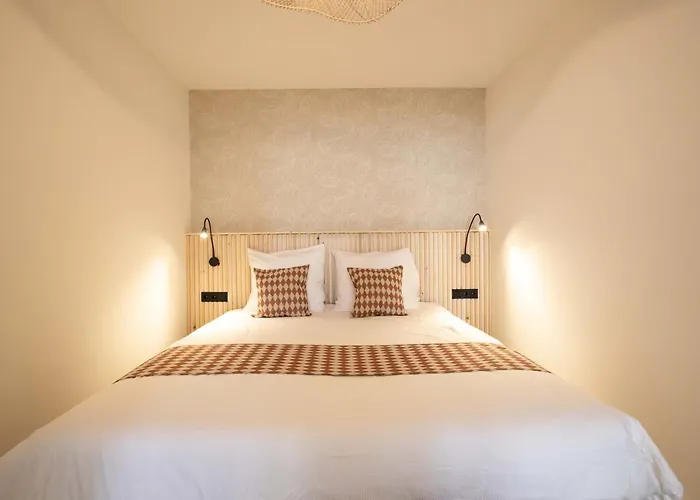 Appart hôtel Modern Two Bedroom Close To The 4*